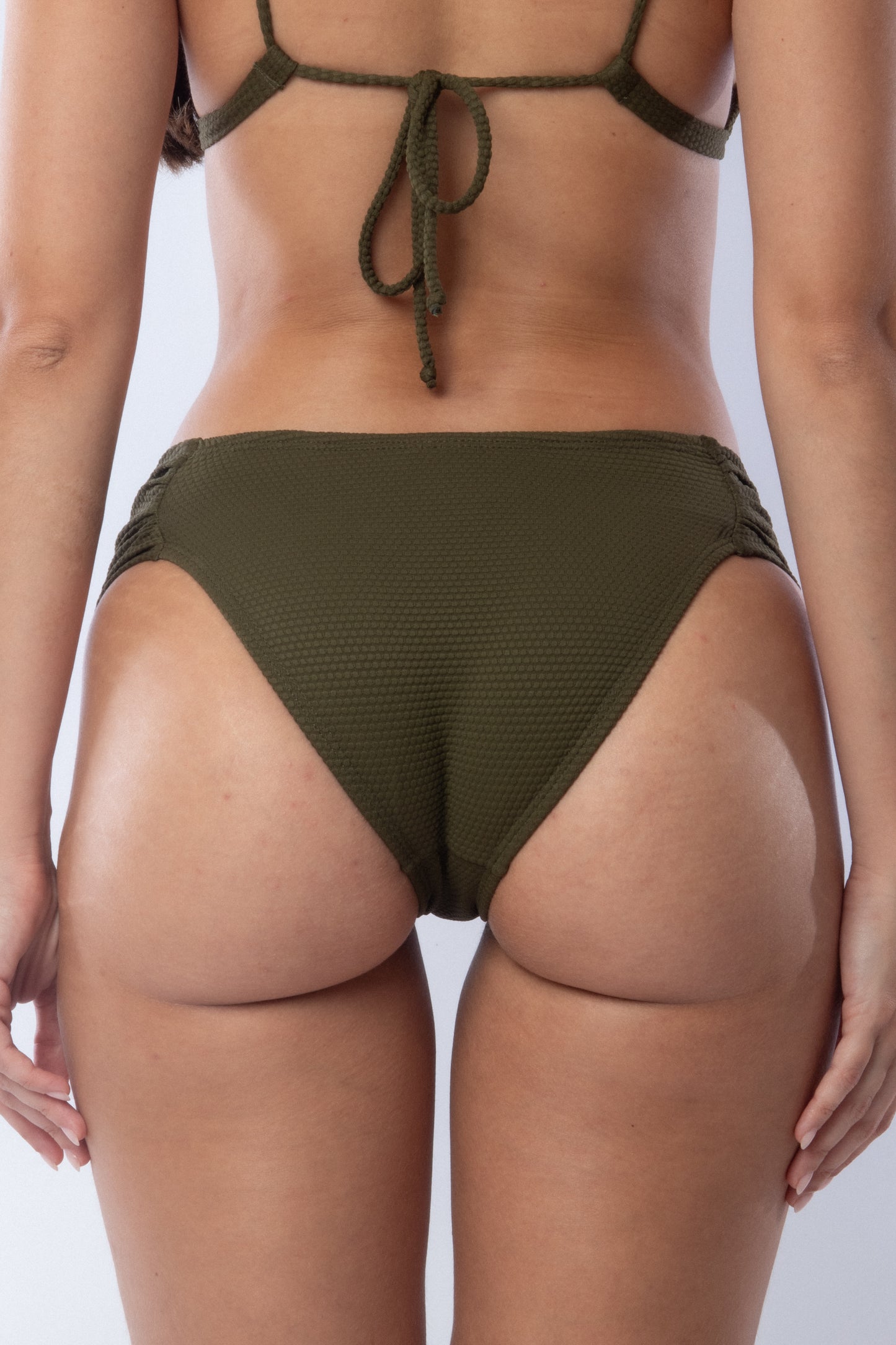 TOP FIJÓ + BRAGA ANCHA MARIPOSA COLMENA VERDE MILITAR